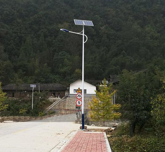 鄉(xiāng)鎮(zhèn)道路8米太陽能路燈 TFTYN-045